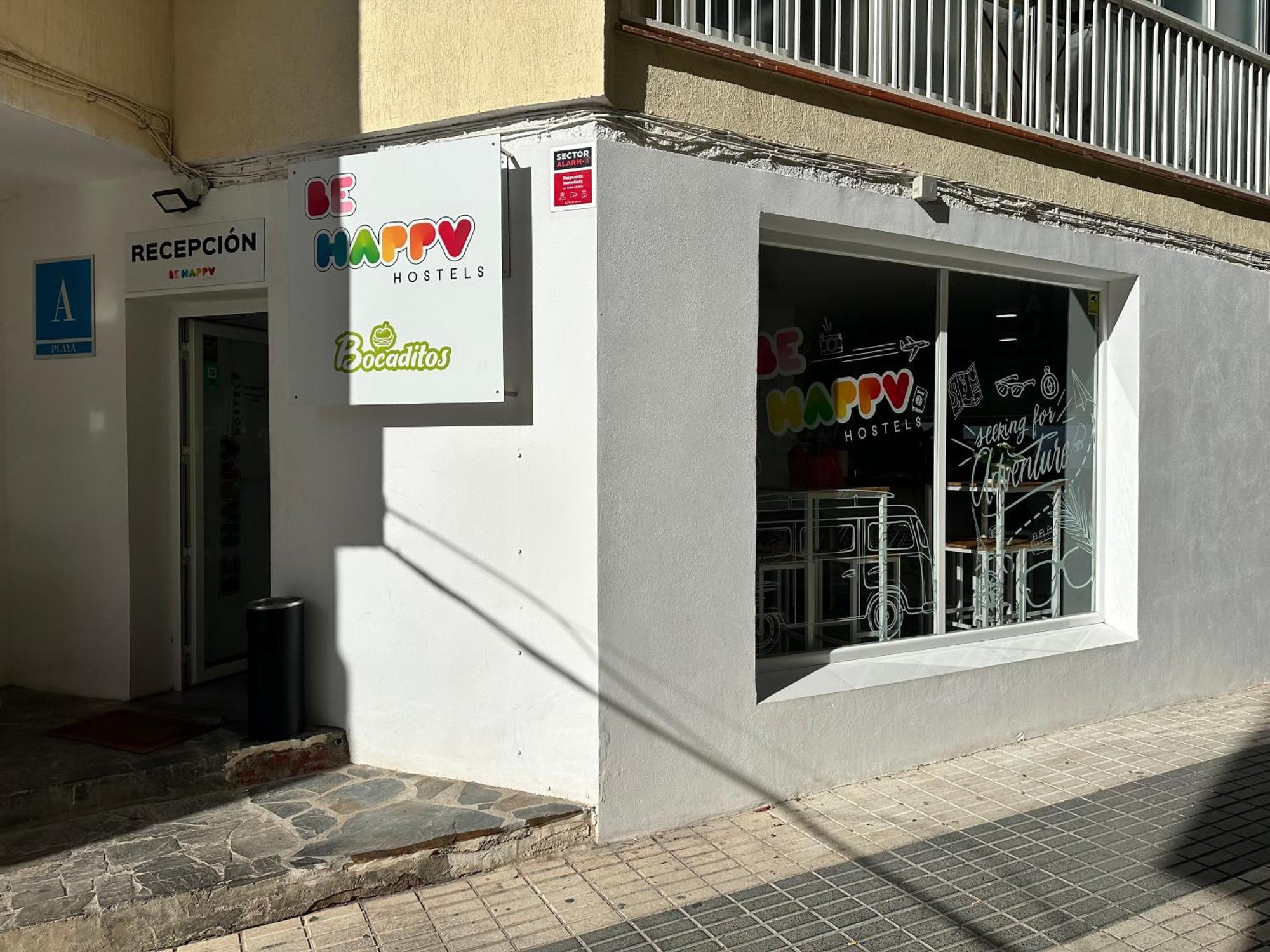 Be Happy Hostel Nerja Exterior foto